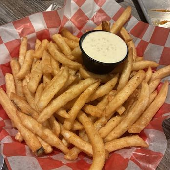 Throne Brewing - Fries - Breweries Near Me - Glendale, Arizona