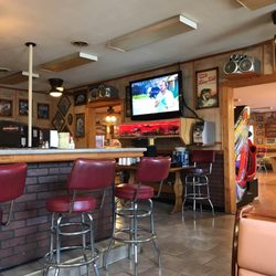 Charlie's Grub & Suds - Small bar set up to watch some games. Pool and games too.