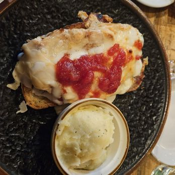 Subourbon - Hot brown - Southern Near Me - Columbus, Ohio