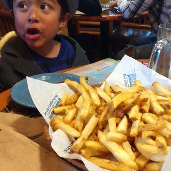 Islands Restaurant - Oh those fries! Lots of fries! - Burgers Near Me - Long Beach, California Islands Restaurant - Oh those fries! Lots of fries! - Burgers Near Me - Long Beach, California
