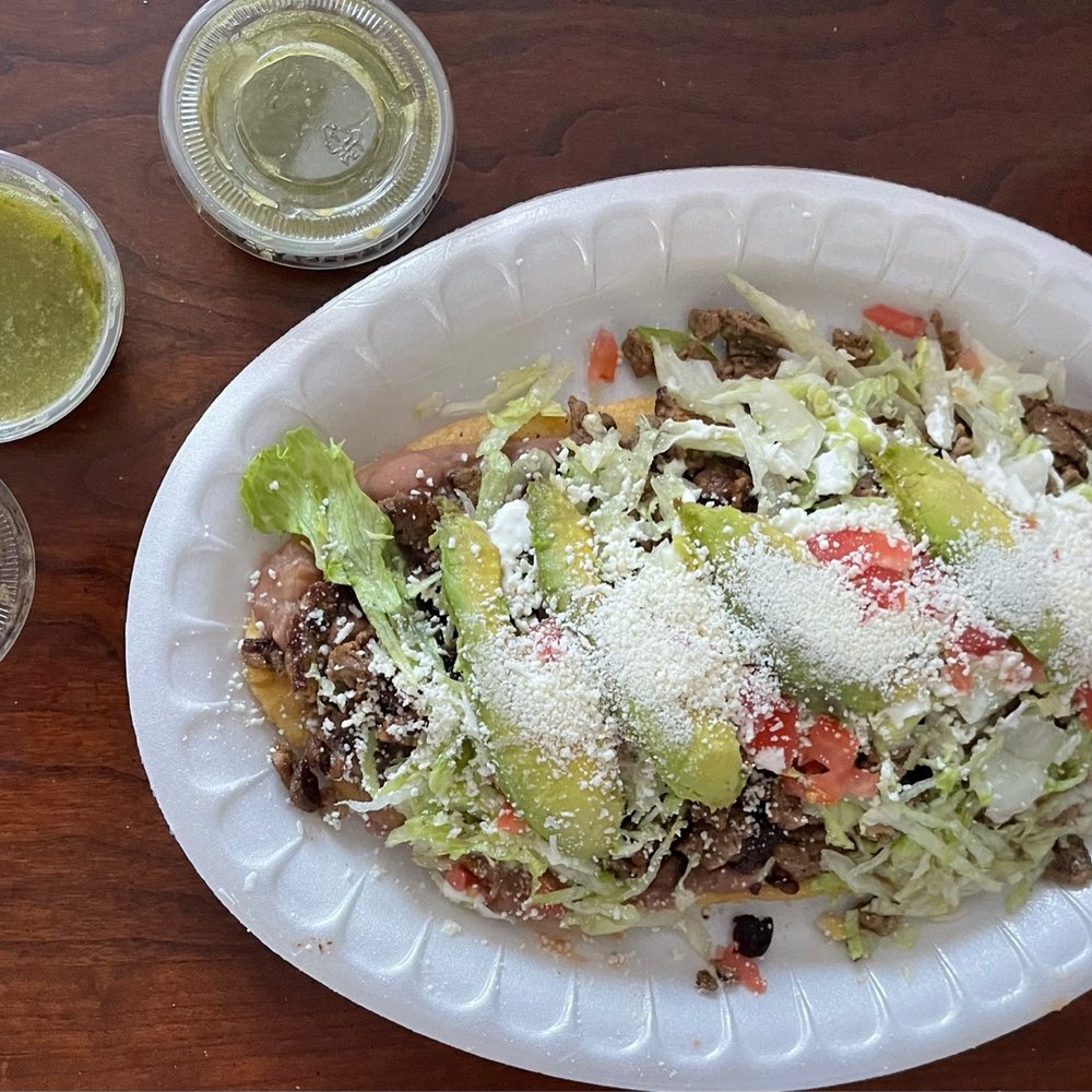 Huarache de carne asada. Huarache de carne asada.