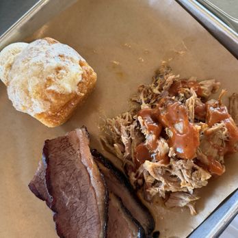 Lucille's Smokehouse Bar-B-Que - Barbeque Near Me - Lake Forest, California