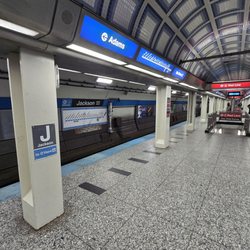 CTA - Jackson [Blue] - Platform
