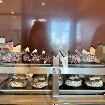 Sprinkles Riverton - a variety of doughnuts - Bakeries Near Me - Riverton, Utah Sprinkles Riverton - a variety of doughnuts - Bakeries Near Me - Riverton, Utah