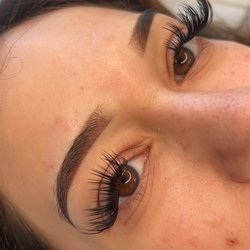 Isablades Brows