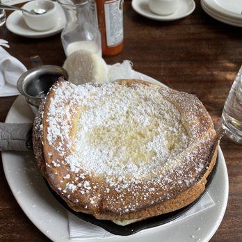 Tilikum Place Cafe - Classic Dutch Babies - New American Near Me - Seattle, Washington