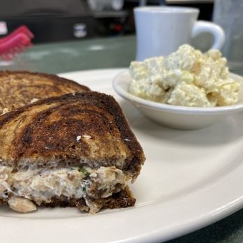 Jack & Mary's Restaurant - Tuna Melt - American Near Me - Orlando, Florida