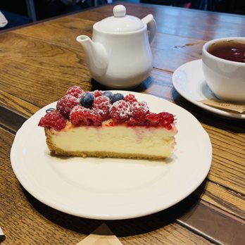 Cafe Vincent - They have cheesecakes as well - Cafes Near Me - Warsaw, MZ Cafe Vincent - They have cheesecakes as well - Cafes Near Me - Warsaw, MZ