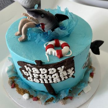Luke’s Custom Cakes - Birthday shark cake - Bakeries Near Me - Hamilton, Ohio