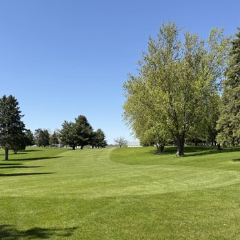 Lake Beulah Golf Course - Hole 7, Spring 2025 - Golf Near Me - Mukwonago, Wisconsin Lake Beulah Golf Course - Hole 7, Spring 2025 - Golf Near Me - Mukwonago, Wisconsin