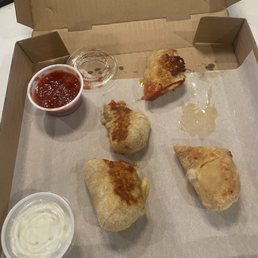 Pizza rolls