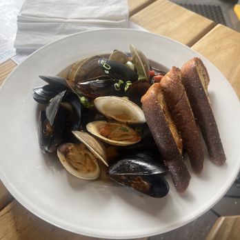 Nicks Fish House - Clams & Mussels - Seafood Near Me - Baltimore, Maryland Nicks Fish House - Clams & Mussels - Seafood Near Me - Baltimore, Maryland