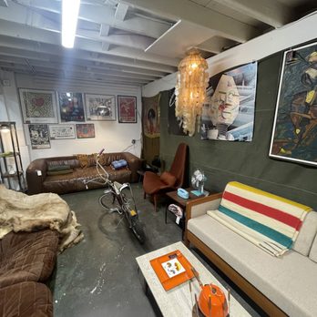 Yellowstone Vintage - Accessories Near Me - Portland, Oregon Yellowstone Vintage - Accessories Near Me - Portland, Oregon