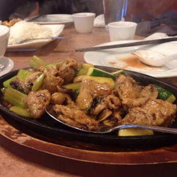 Veggie Lee - Sizzle 3 flavor vegan chicken - Vegan Near Me - Hayward, California