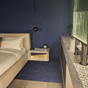 W Toronto - Hotels Near Me - Toronto, Ontario W Toronto - Hotels Near Me - Toronto, Ontario