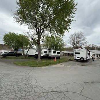 Interstate Campground - RV Parks Near Me - Marion, Virginia