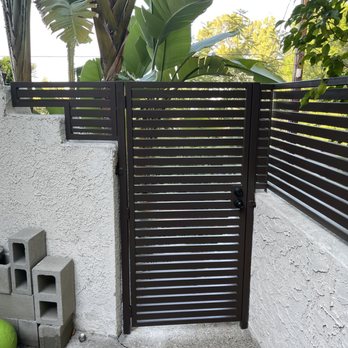 Liam's Gates & Access Control - Locked gate + extra pieces flanking either side - Fences & Gates Near Me - Los Angeles , California