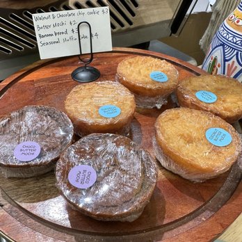 Aloha State Bake Shop - Butter mochi - Bakeries Near Me - Honolulu, Hawaii Aloha State Bake Shop - Butter mochi - Bakeries Near Me - Honolulu, Hawaii