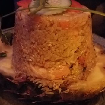 ViV - Pineapple fried rice with shrimp - Thai Near Me - New York, New York ViV - Pineapple fried rice with shrimp - Thai Near Me - New York, New York