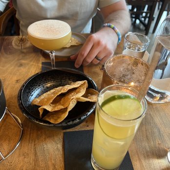Puerta - Chips, Paloma, archo y flecha, - Mexican Near Me - Charlotte, North Carolina