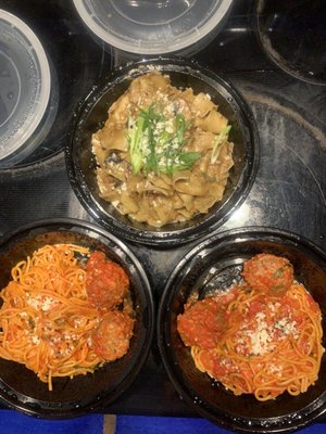 M'tucci's Italian by null