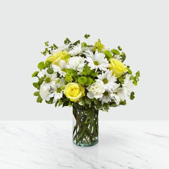 F & S Flowers Design - Happy Day Bouquet - A Stunning Rose & Daisy Ensemble! Perfect for weddings or gifts. Order daisy bouquet online from the best... - Florists Near Me - Margate, Florida
