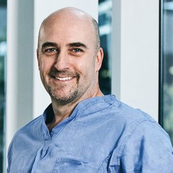 Revive Spine Center - Doctor Franco E. Vigna is the founder, chief executive officer and primary surgeon at our spine center, and is becoming internationally know