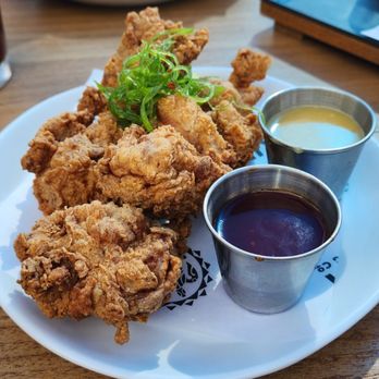 Maui Brewing - Chicken appetizer - Brewpubs Near Me - Lahaina, Hawaii