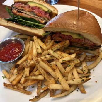 Paul Martin's American Grill - Mushroom burger - New American Near Me - El Segundo, California Paul Martin's American Grill - Mushroom burger - New American Near Me - El Segundo, California