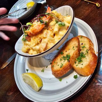 Kicker's - Lobster mac n cheese had a ton of lobster! - Seafood Near Me - Morro Bay, California