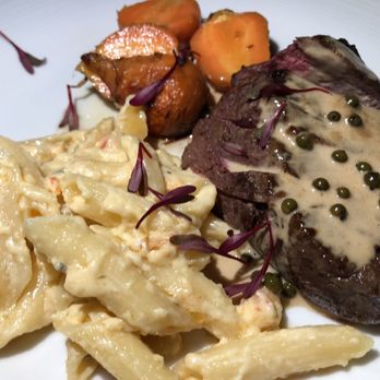 Helen's - filet with lobster mac n cheese and roasted carrots - New American Near Me - Seven Springs, Pennsylvania