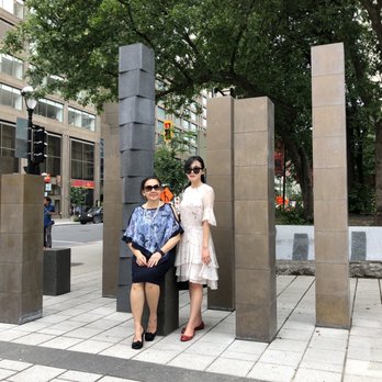 Université McGill - The artwork | IG: happyfoodieoc - Colleges & Universities Near Me - Montreal, Quebec