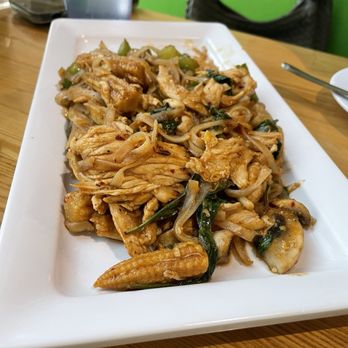 Lotus Kitchen  - Basil Pad Thai - Laotian Near Me - Mansfield, Texas