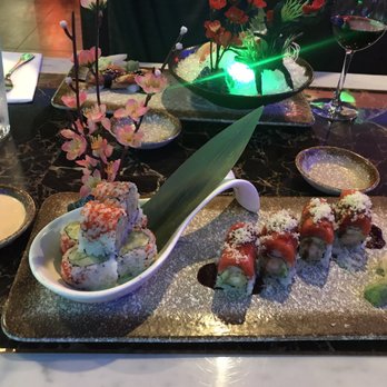 Kamiya 86 - Yummy roll and California roll - Sushi Bars Near Me - Jacksonville Beach, Florida Kamiya 86 - Yummy roll and California roll - Sushi Bars Near Me - Jacksonville Beach, Florida