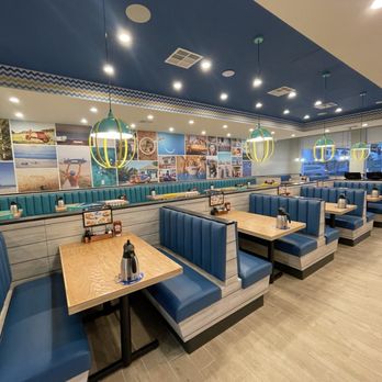 IHOP - Dining Room. - Breakfast & Brunch Near Me - Culver City, California