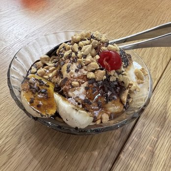 Boogy & Peel - Banana split - Pizza Near Me - Washington, DC, District of Columbia