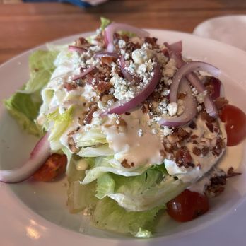 Duke's Northwoods - the Wedge - Wine Bars Near Me - St. Charles, Illinois