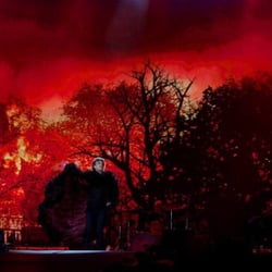 Ernst Happel Stadion - Sympathie for the Devil
