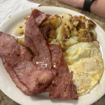 Carolyn's Cafe - Two Egg Combo - Breakfast & Brunch Near Me - Redlands, California