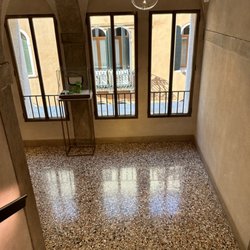 T Fondaco dei Tedeschi by DFS
