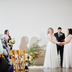 Wedding at Lake Affect Studios. Image by Jennifer Elizabeth Photography