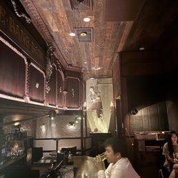 Cool Speakeasy behind a Korean restaurant Cool Speakeasy behind a Korean restaurant
