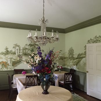 Virginia Cliffe Inn - Bed & Breakfast Near Me - Glen Allen, Virginia