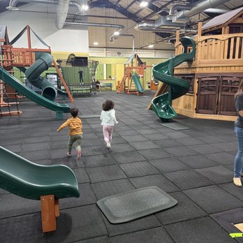 Recreations Outlet - Indoor Playcenter Near Me - Powell, Ohio Recreations Outlet - Indoor Playcenter Near Me - Powell, Ohio