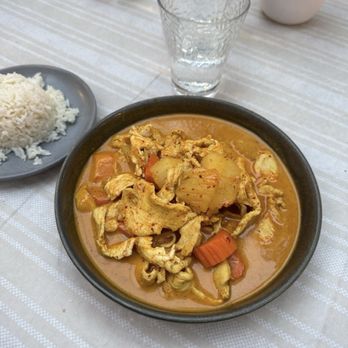 The Patio Thai - Chicken Yellow Curry - Thai Near Me - Richmond, Virginia The Patio Thai - Chicken Yellow Curry - Thai Near Me - Richmond, Virginia