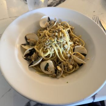 Dominic's Italian Restaurant - Pizza Near Me - Oceanside, California