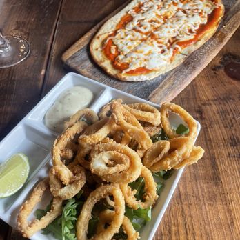 The Urban Hamlet - Gluten Free Fried Calamari (Gluten Free) and Traditional Flatbread - New American Near Me - Bronxville, New York