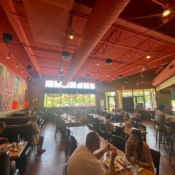 SPIN! Pizza - people eating in a restaurant - Pizza Near Me - Lenexa, Kansas