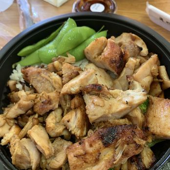 Kabuto Sushi and Grill - Chicken Teriyaki Bowl with rice and vegetables - Japanese Near Me - Seal Beach, California Kabuto Sushi and Grill - Chicken Teriyaki Bowl with rice and vegetables - Japanese Near Me - Seal Beach, California