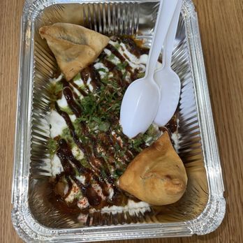 ADYA - Samosa Chaat (2) - the sauce they came with was absolutely delicious and spicy! - Indian Near Me - Anaheim, California